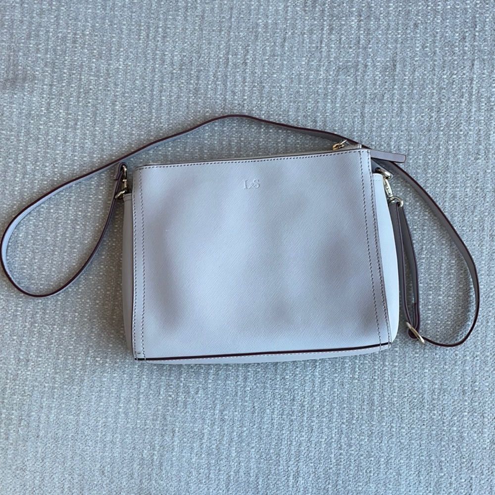 Lo & Sons Crossbody Pearl Bag